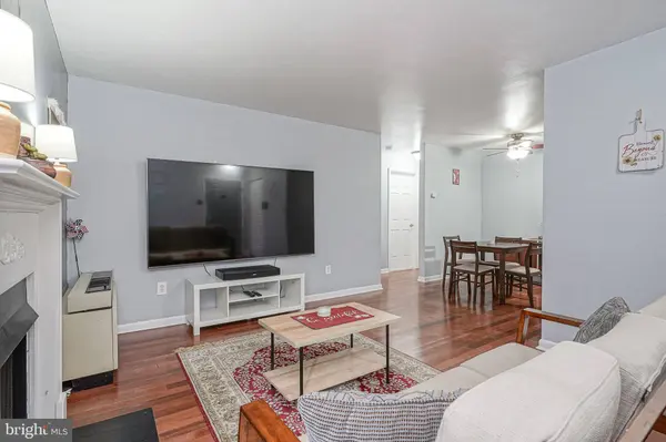 2008 LUCAS LN, Voorhees, NJ 08043