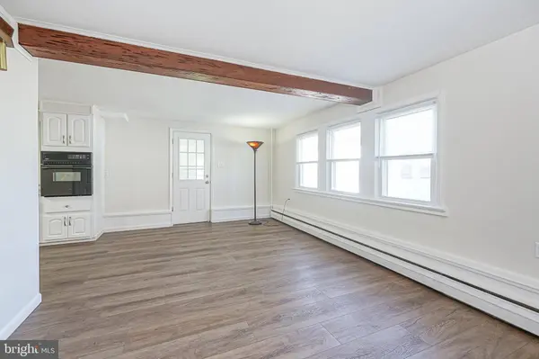 136 N READ AVE #B, Runnemede, NJ 08078