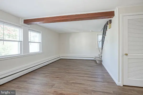 136 N READ AVE #B, Runnemede, NJ 08078