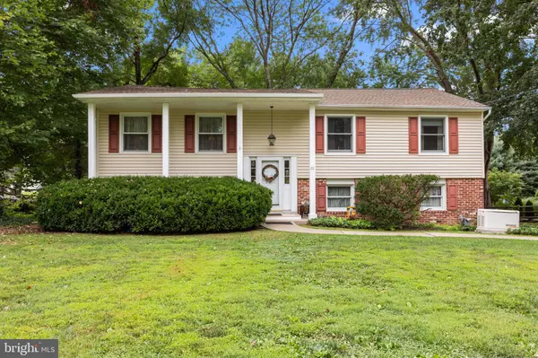 22 JUNIPER DR, Doylestown, PA 18901