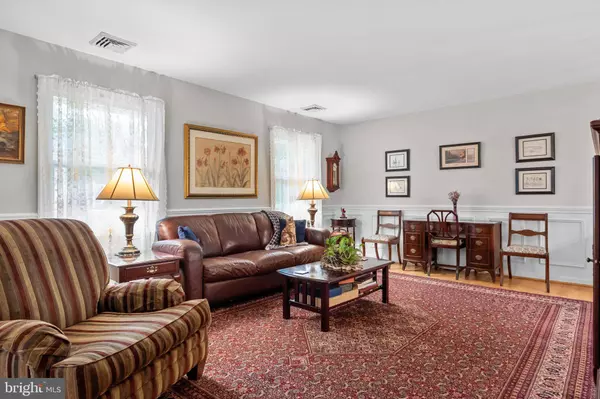 22 JUNIPER DR, Doylestown, PA 18901