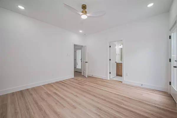 6021 Maybell, Houston, TX 77091