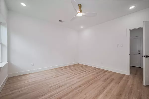 6021 Maybell, Houston, TX 77091