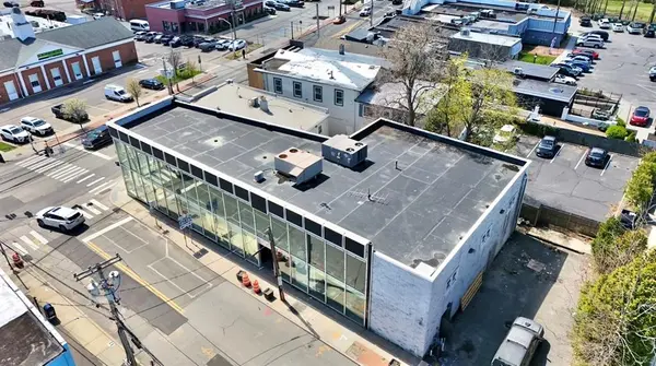 115 E Main St, Smithtown, NY 11754-3810