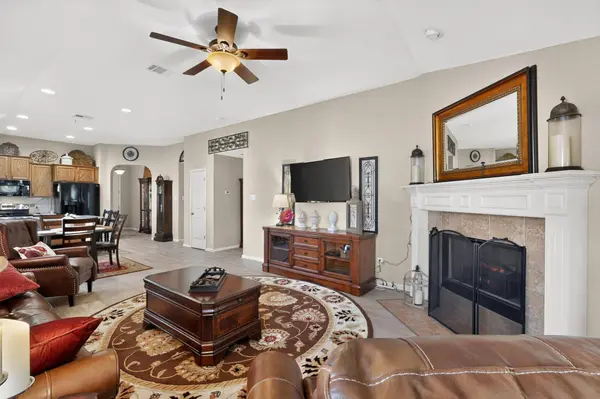 928 Tabernash DR, Leander, TX 78641