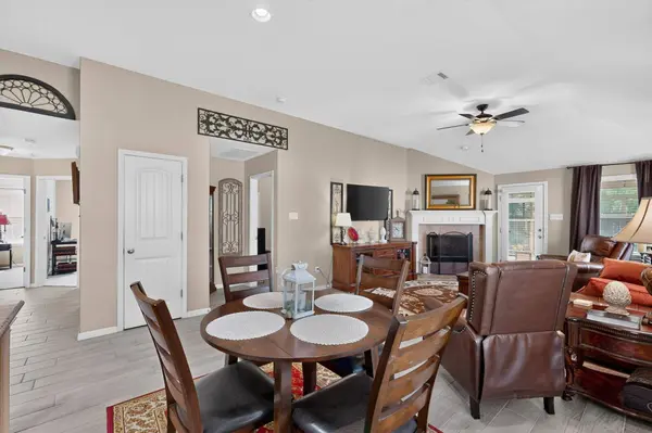 928 Tabernash DR, Leander, TX 78641