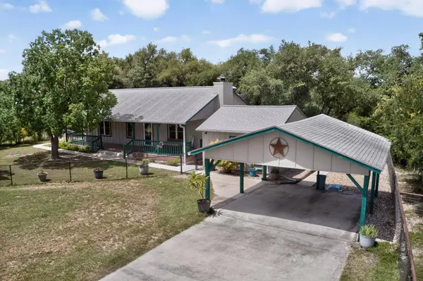 1730 County Road 130, Hutto, TX 78634