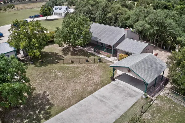 1730 County Road 130, Hutto, TX 78634