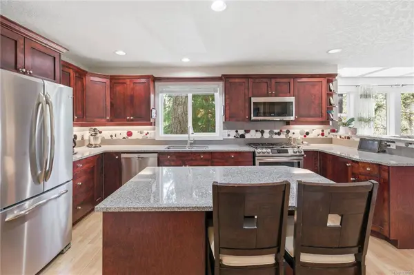 81 Chilco Ridge Pl, View Royal, BC V9B 5Z7