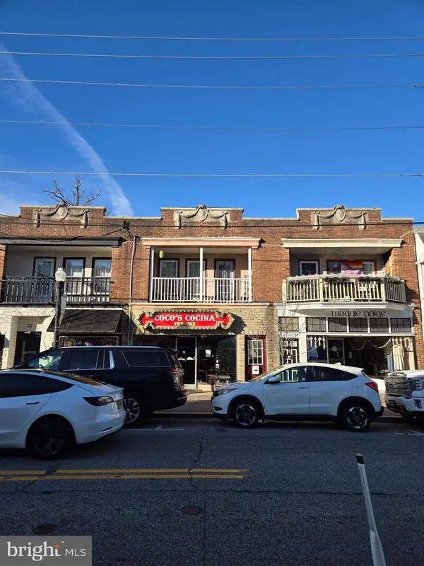 32 S BROADWAY, Pitman, NJ 08071