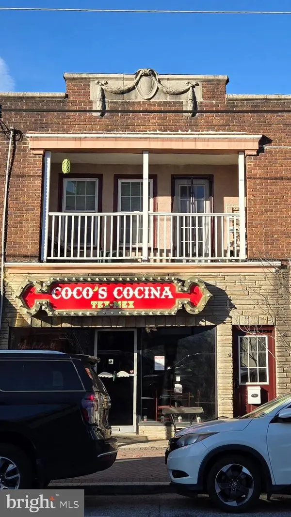 32 S BROADWAY, Pitman, NJ 08071