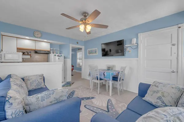 220 E Leaming Avenue, Wildwood, NJ 08260