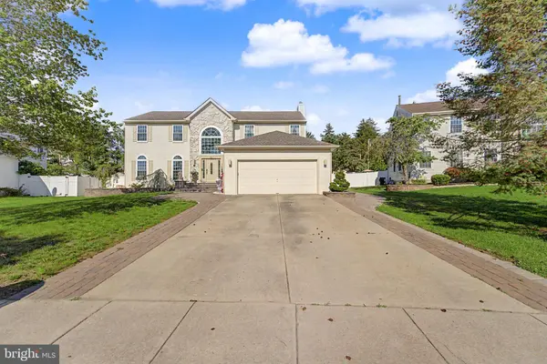 23 GRAYPEBBLE CIR, Sicklerville, NJ 08081