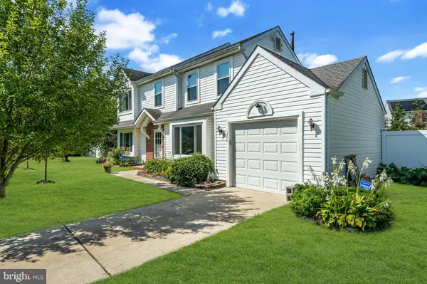 206 CLEVENGER DR, Clayton, NJ 08312
