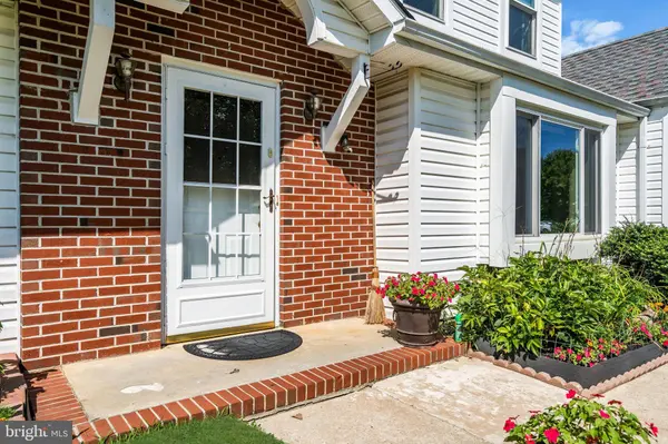 206 CLEVENGER DR, Clayton, NJ 08312