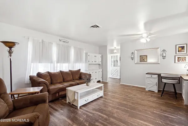 1005 Aberdeen Drive #100b, Lakewood, NJ 08701