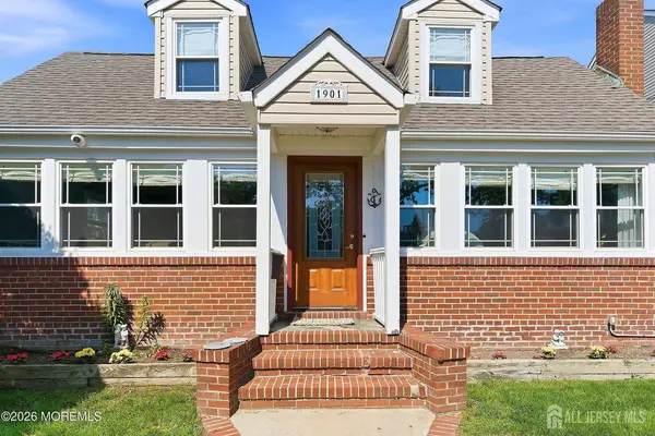 1901 Meadow RD, Wall, NJ 07719