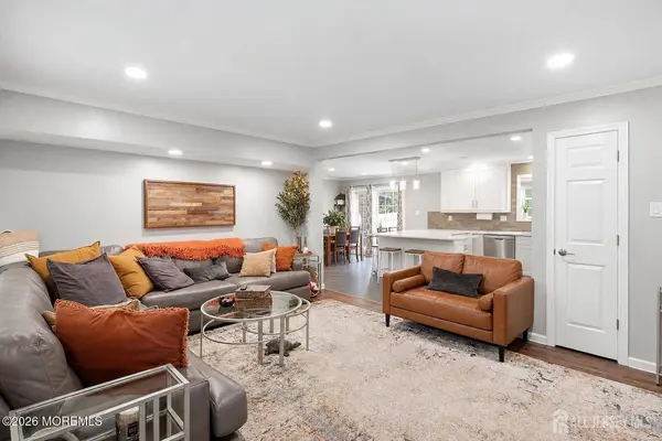 7 Cidermill CT, Howell, NJ 07731