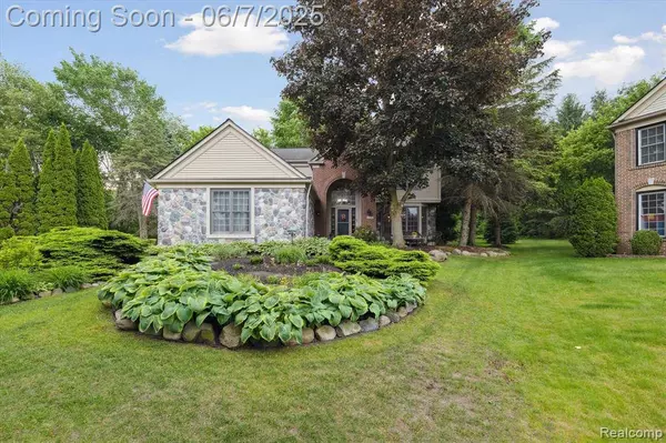 3753 Rolling Hills Road, Orion Twp, MI 48359