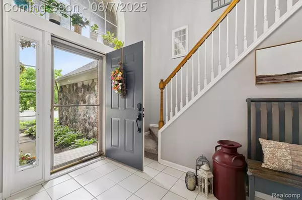 3753 Rolling Hills Road, Orion Twp, MI 48359