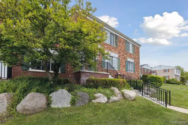 455 Baldwin Avenue 203, Rochester, MI 48307