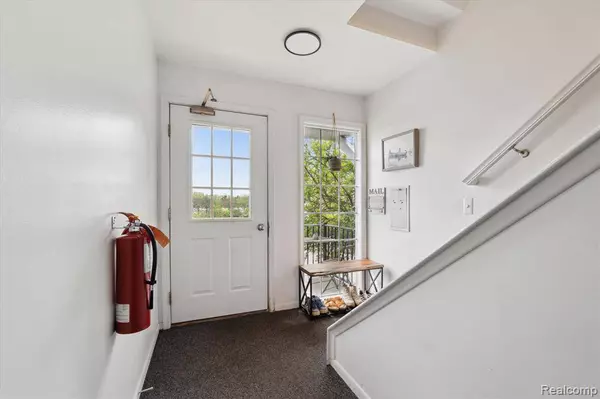 455 Baldwin Avenue 203, Rochester, MI 48307