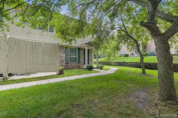 3368 Gingell Drive, Orion Twp, MI 48359