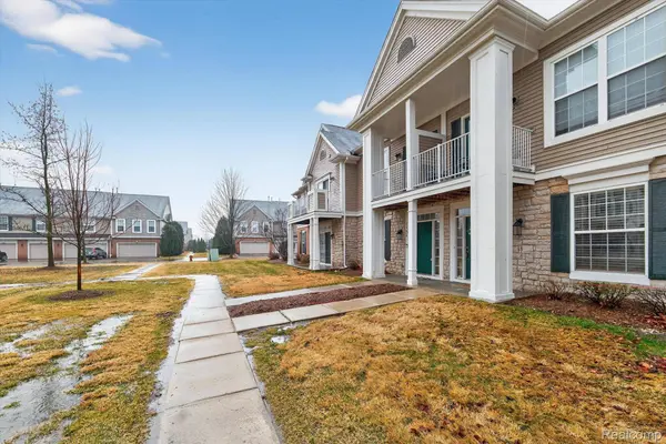 1151 Alameda BLVD #39, Troy, MI 48085