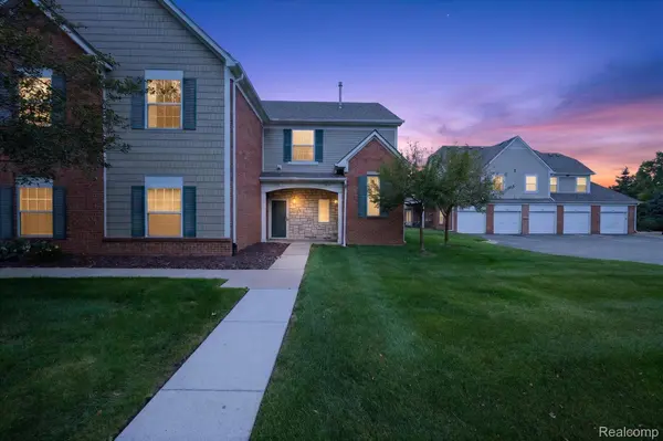54851 Marissa Way #71, Shelby Charter Township, MI 48316