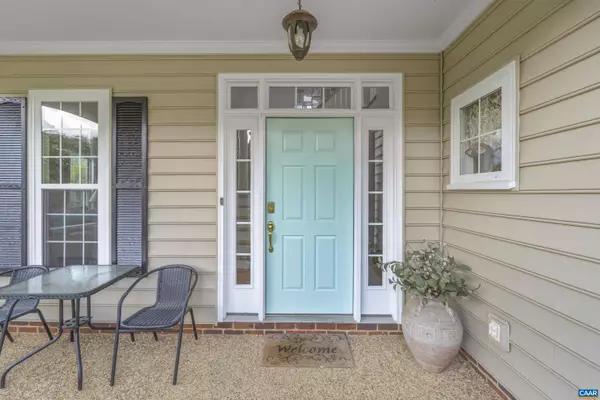 989 CLEARFIELDS LN, Crozet, VA 22932