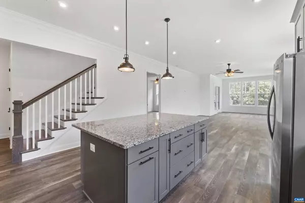 112 BAYBERRY LN, Zion Crossroads, VA 22942