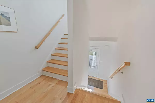 107 ALMERE AVE, Charlottesville, VA 22902