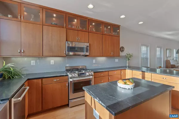 107 ALMERE AVE, Charlottesville, VA 22902