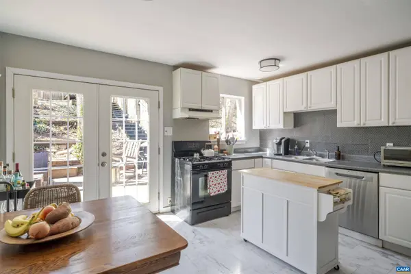 409 VALLEY ROAD EXT #A, Charlottesville, VA 22903