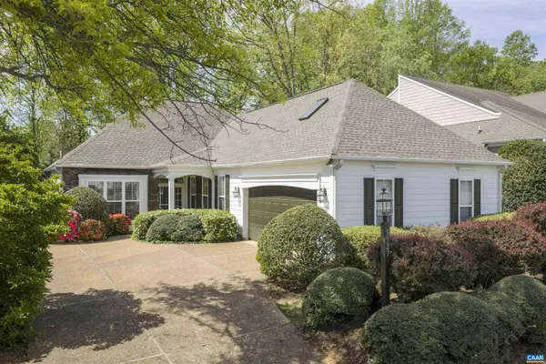 5527 STONEGATE LN, Crozet, VA 22932