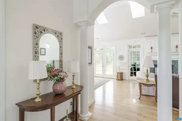 5527 STONEGATE LN, Crozet, VA 22932