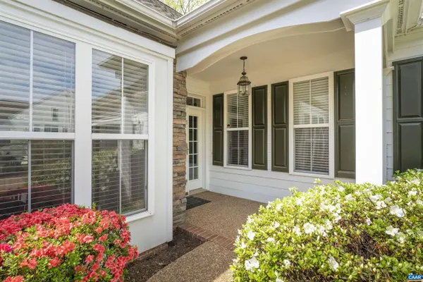 5527 STONEGATE LN, Crozet, VA 22932