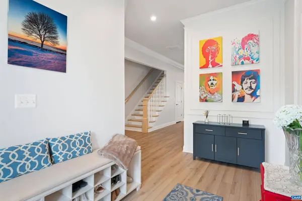 821 HEATHFIELD LN, Crozet, VA 22932