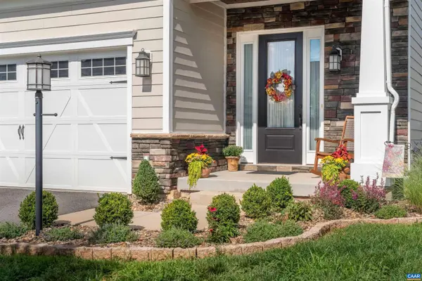 2006 DUNWOOD DR, Crozet, VA 22932