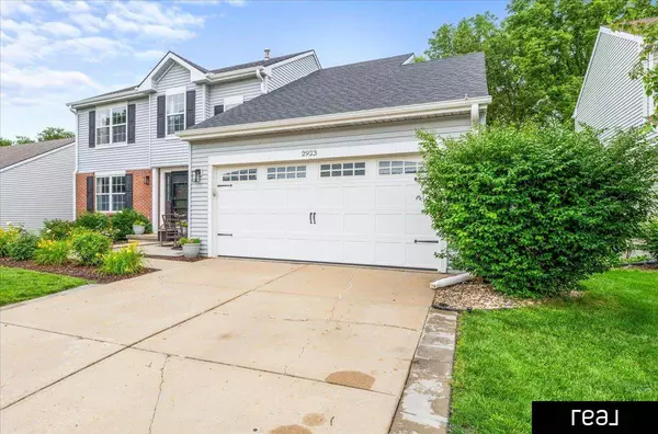 2923 Blackhawk Drive, Bellevue, NE 68123