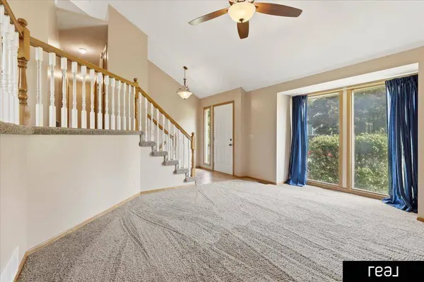 916 Bordeaux AVE, Bellevue, NE 68123