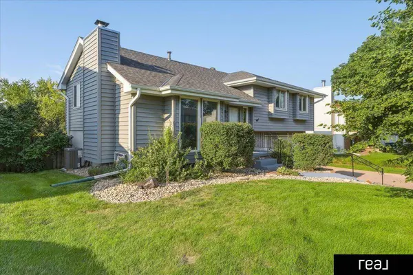 916 Bordeaux AVE, Bellevue, NE 68123