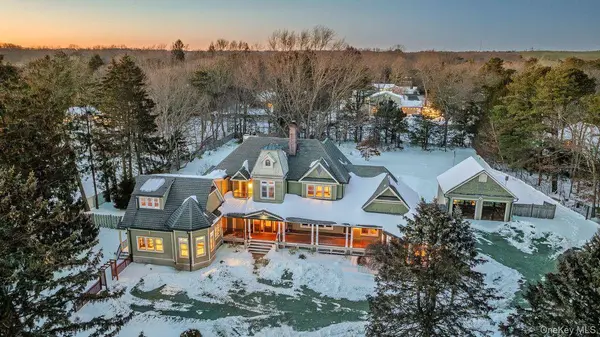 161 Seaman Neck RD, Dix Hills, NY 11746