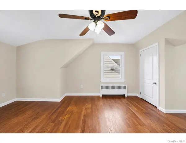 85 Todd RD, Valley Stream, NY 11580