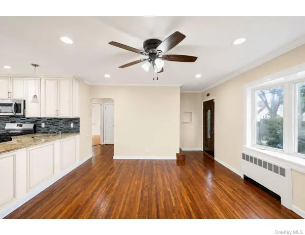 85 Todd RD, Valley Stream, NY 11580