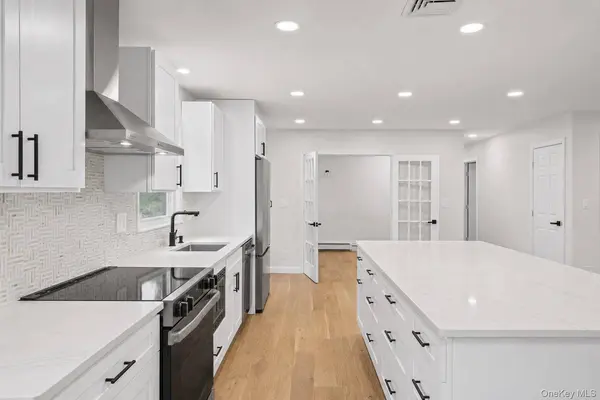 1 Gables BLVD, East Setauket, NY 11733