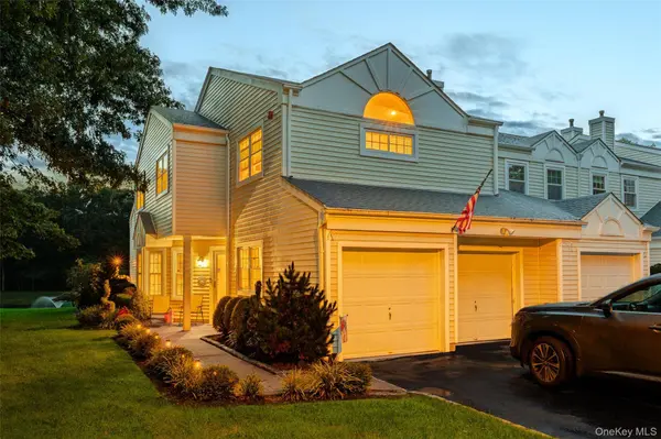 1 Pidgeon CT, Manorville, NY 11949