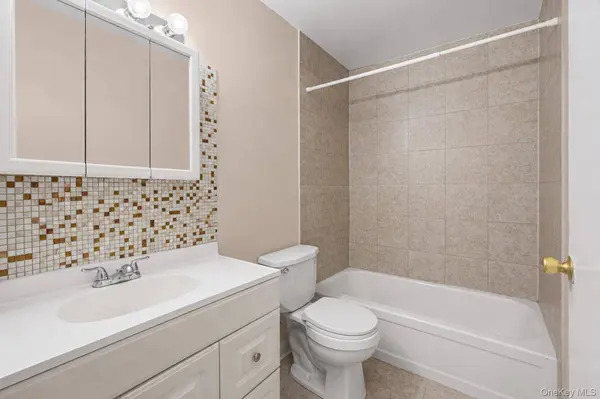 1166 Bergen AVE, Brooklyn, NY 11234