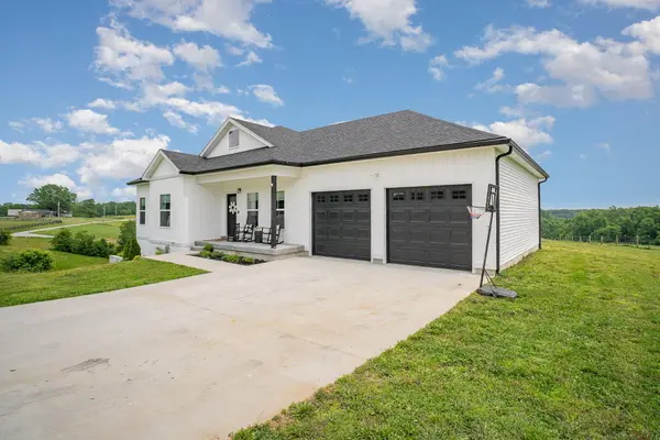 1462 Cat Ridge Road, Waddy, KY 40076