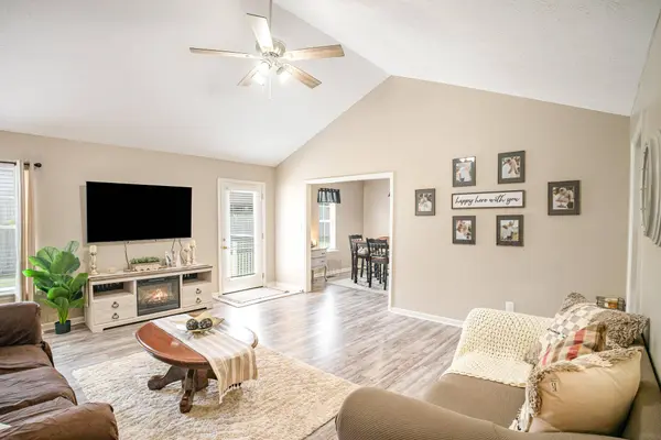 120 Eric Court, Nicholasville, KY 40356